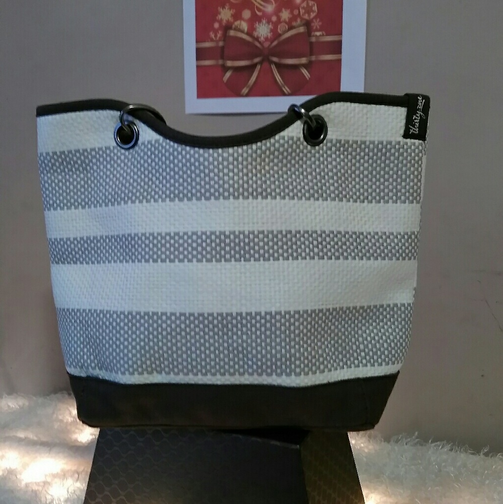 💥👜🆕 Brand new Thirty one shoulder bag